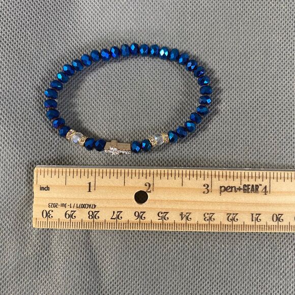 Metallic Iridescent Blue Cross Charm Bracelet Octagon Beads Multicolor Stretch - Picture 8 of 8